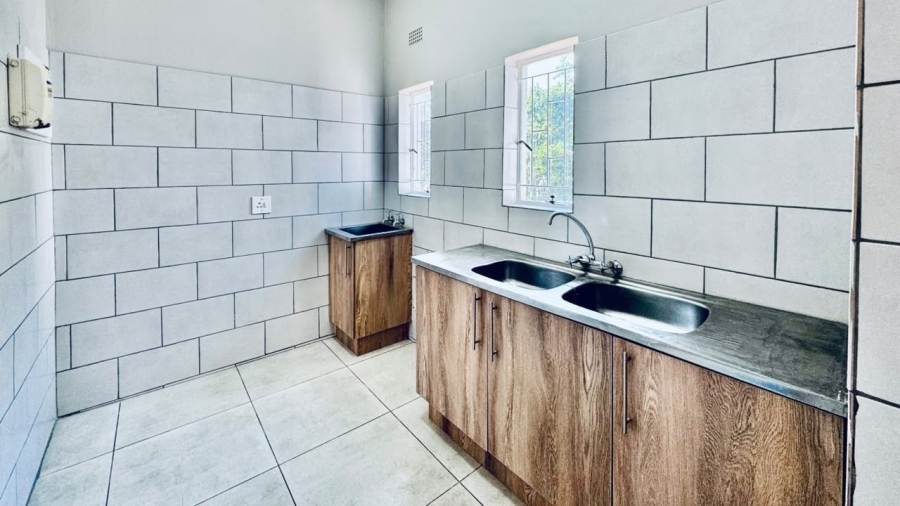 4 Bedroom Property for Sale in Geelhoutpark North West